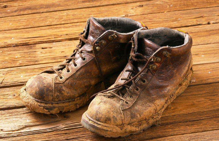 旧皮鞋属于什么垃圾？